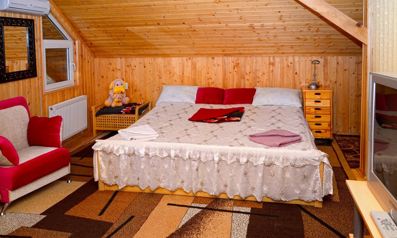 Отель Perlyna Podillyа Сатанов Экстерьер фото